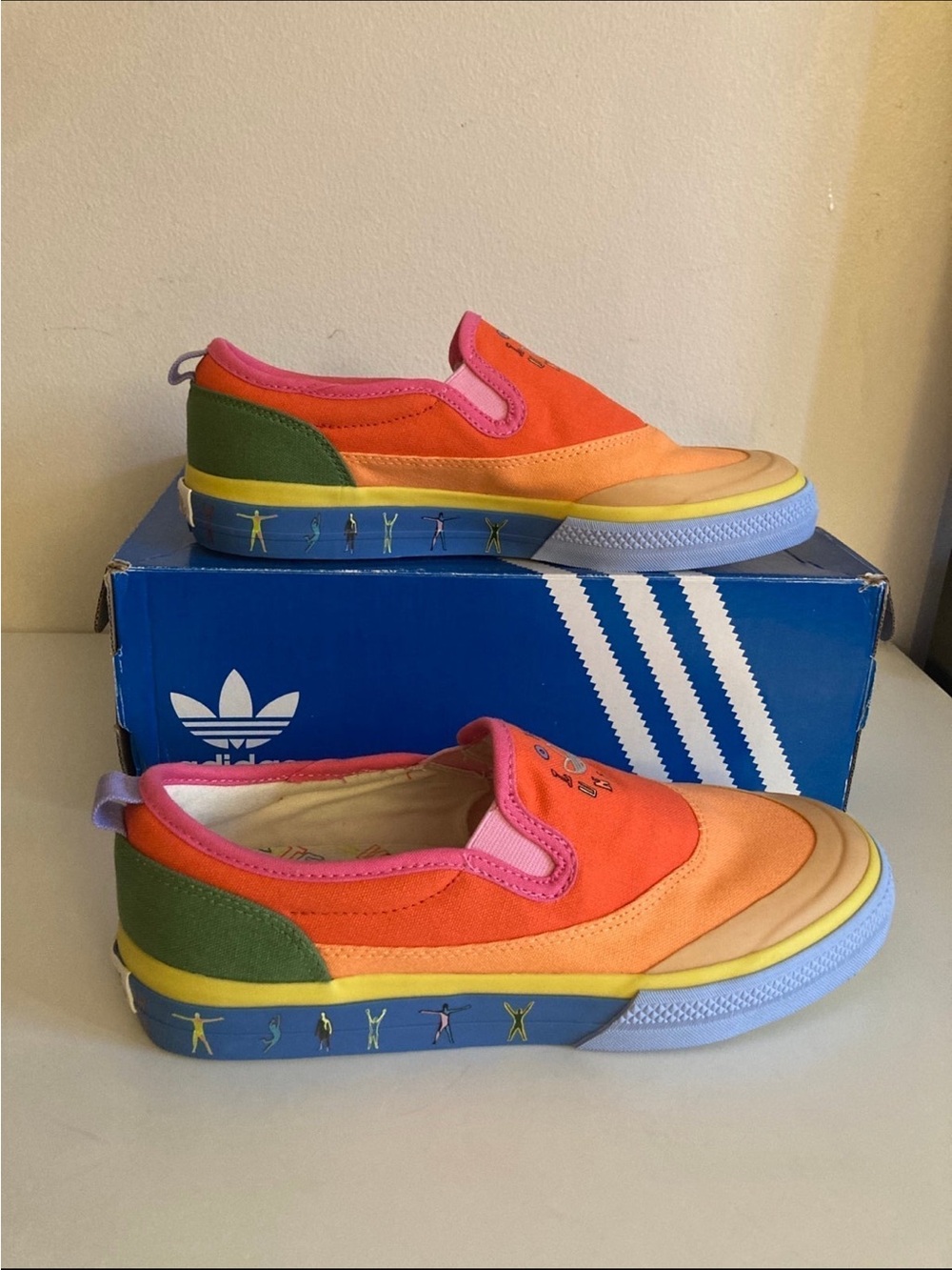 New limited edition adidas slip on 9.5 women